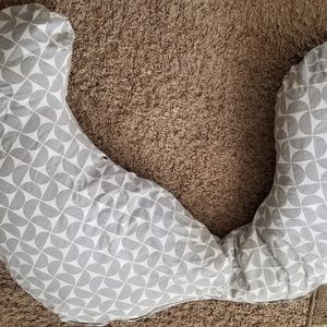 Preggy pillow